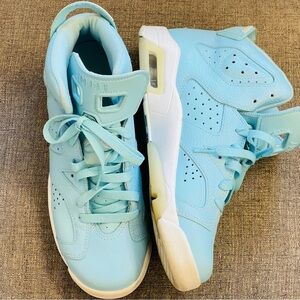 ******please read******Air Jordan 6 Retro Pantone 6.5Y(8-8.5 Women)